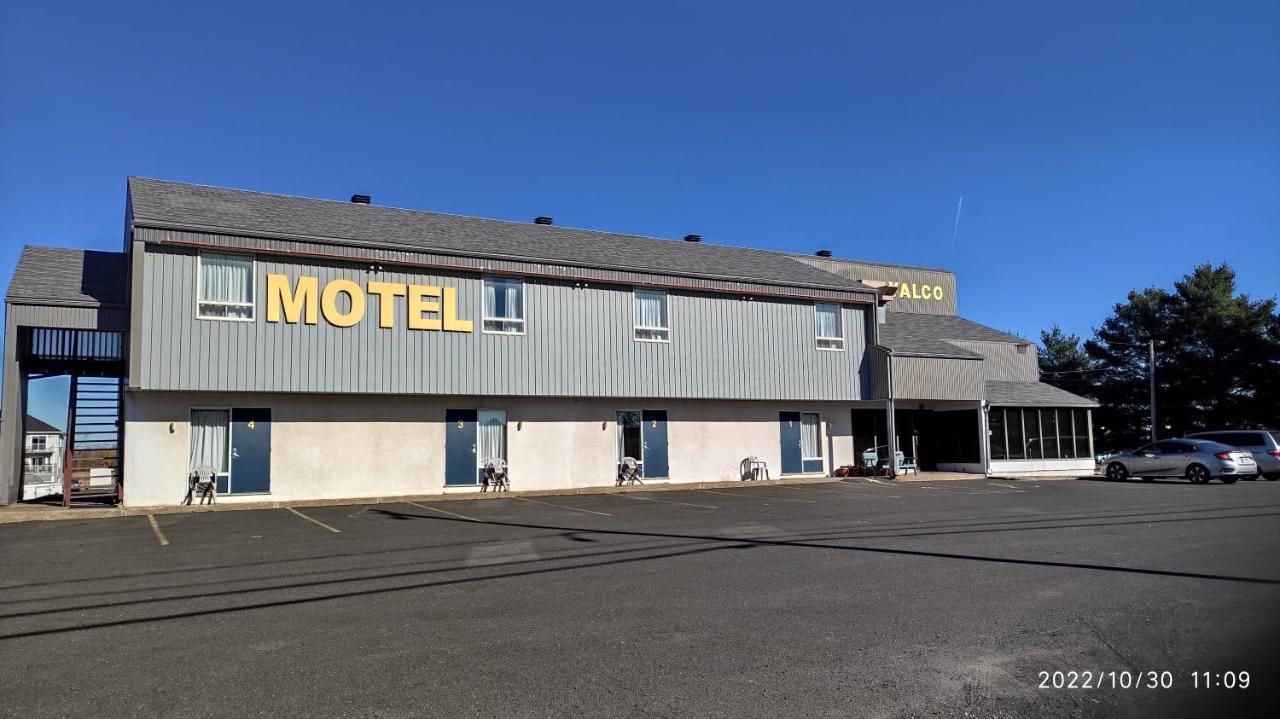 Motel Rayalco Laurier Station Экстерьер фото