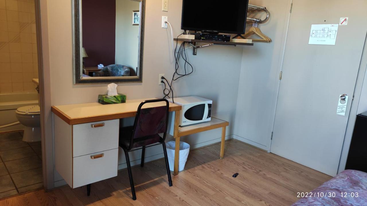 Motel Rayalco Laurier Station Экстерьер фото